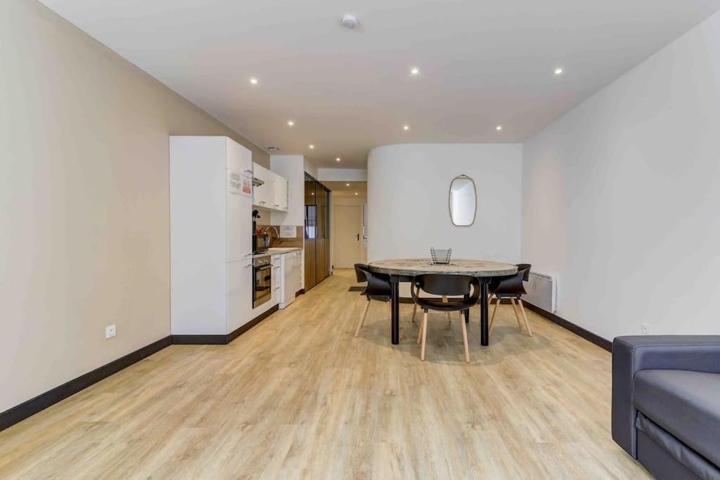 La Manufacture - Topdestination-Bourg - Centre Ville - Classe 3 Etoiles Εξωτερικό φωτογραφία