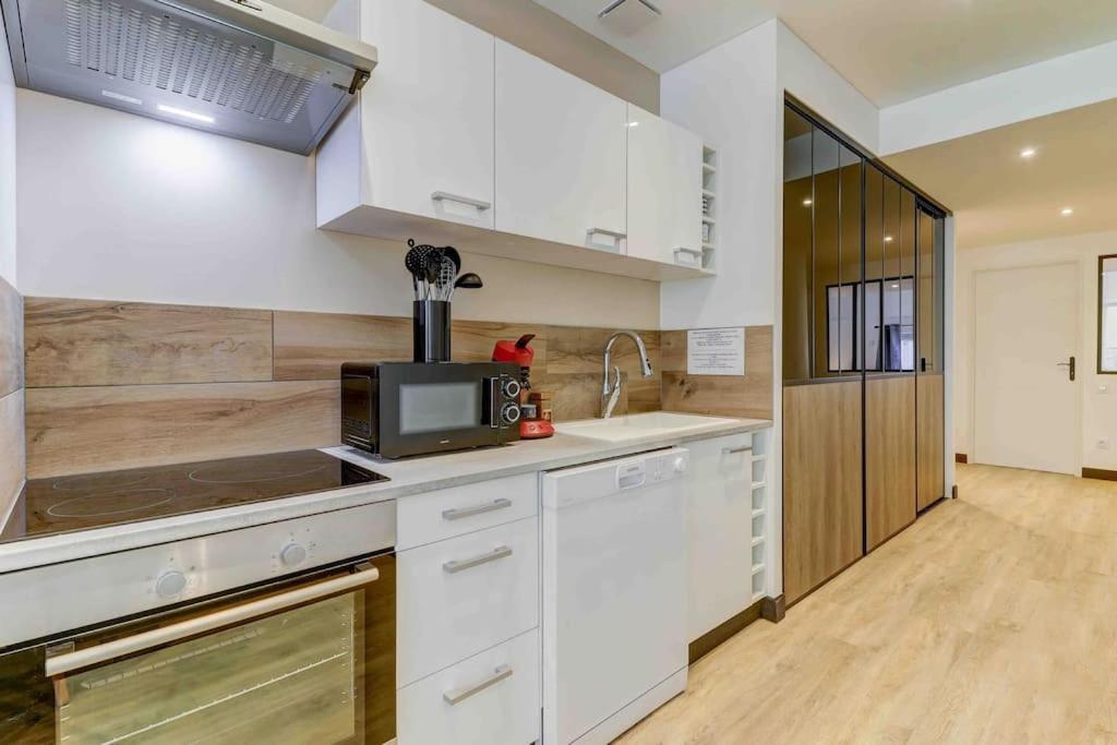 La Manufacture - Topdestination-Bourg - Centre Ville - Classe 3 Etoiles Εξωτερικό φωτογραφία
