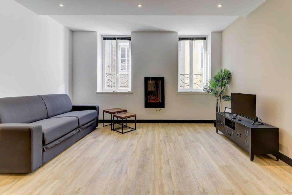 La Manufacture - Topdestination-Bourg - Centre Ville - Classe 3 Etoiles Εξωτερικό φωτογραφία